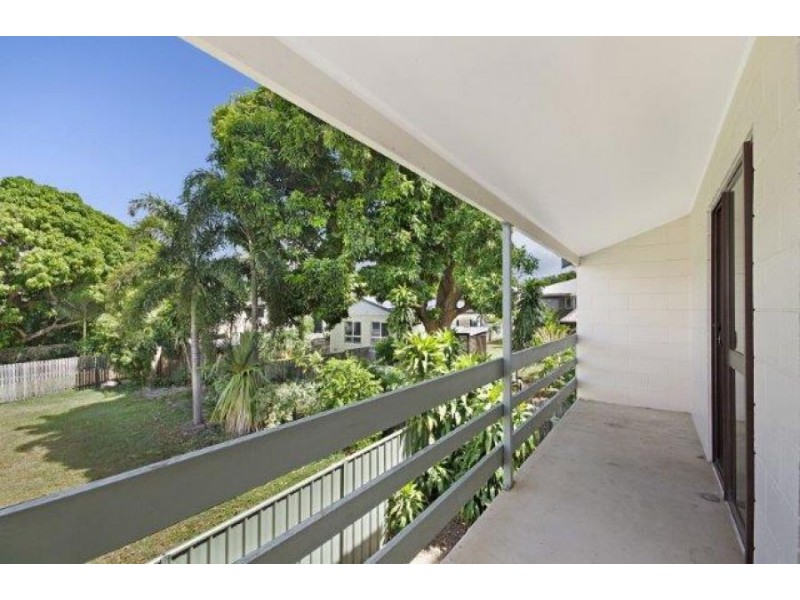 3/5 Plant Street, West End QLD 4810