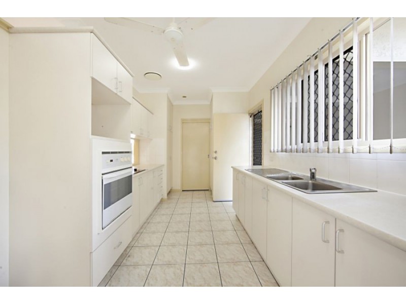 2 Eureka Crescent, Kirwan QLD 4817