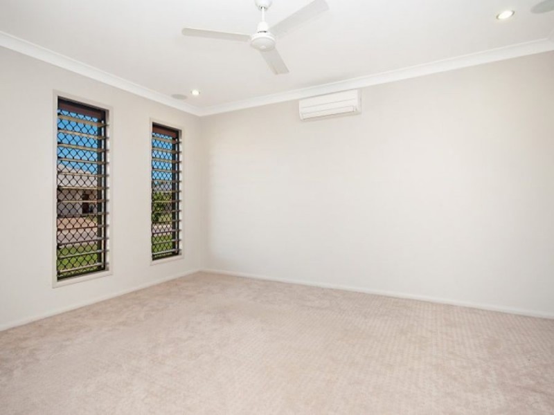 35 Kirrama Way, Bushland Beach QLD 4818