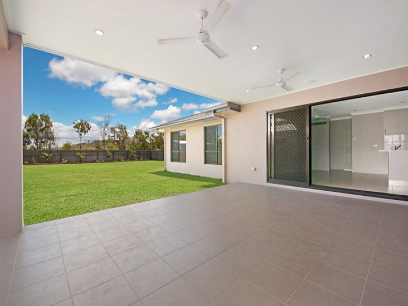 35 Kirrama Way, Bushland Beach QLD 4818