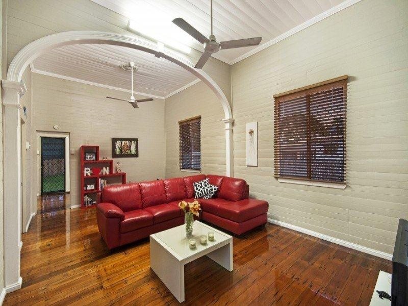 146 Perkins Street West, Railway Estate QLD 4810