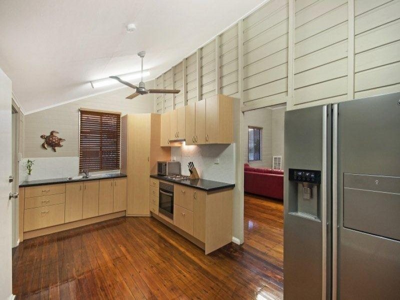 146 Perkins Street West, Railway Estate QLD 4810