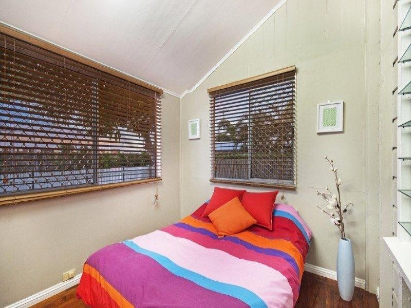 146 Perkins Street West, Railway Estate QLD 4810