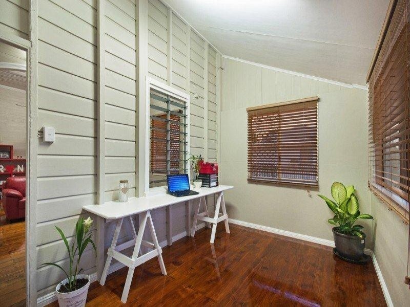 146 Perkins Street West, Railway Estate QLD 4810