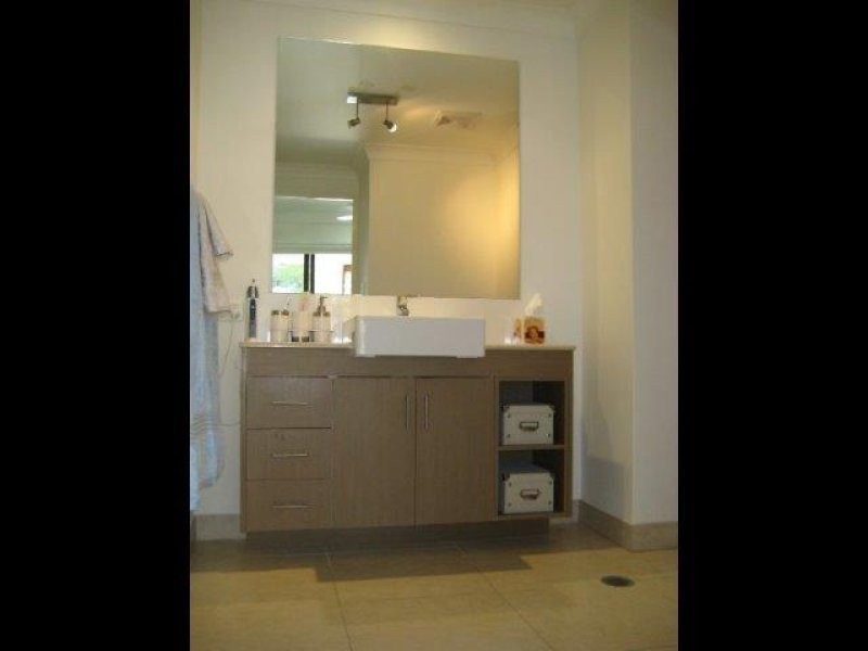 Townsville City QLD 4810