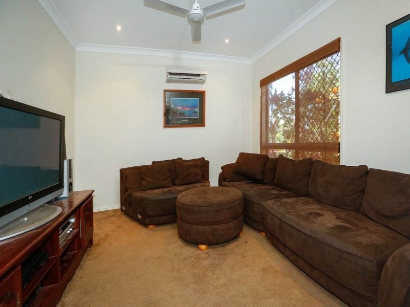 4 Dugong Court, Bushland Beach QLD 4818