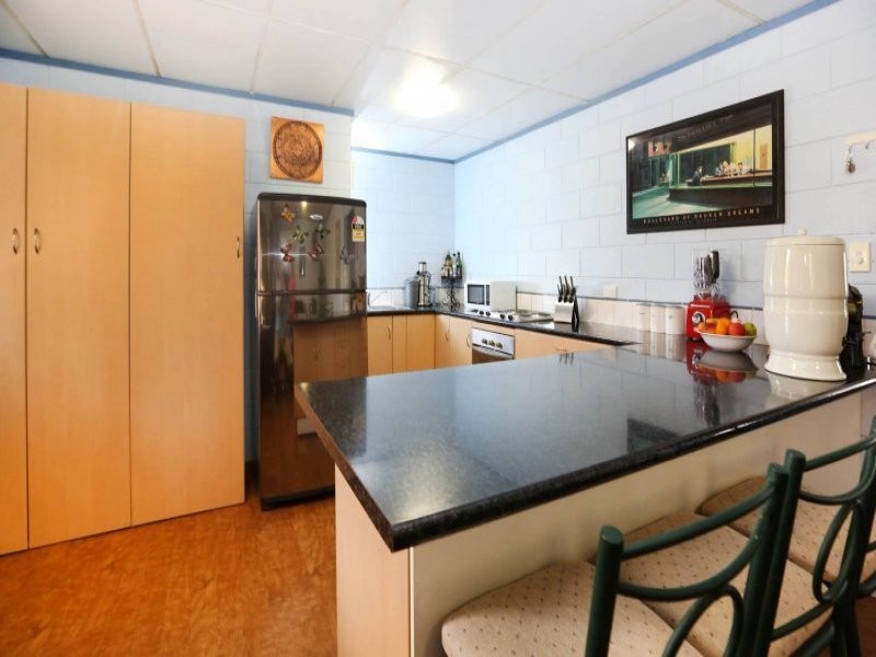 8/12 The Avenue, Hermit Park QLD 4812