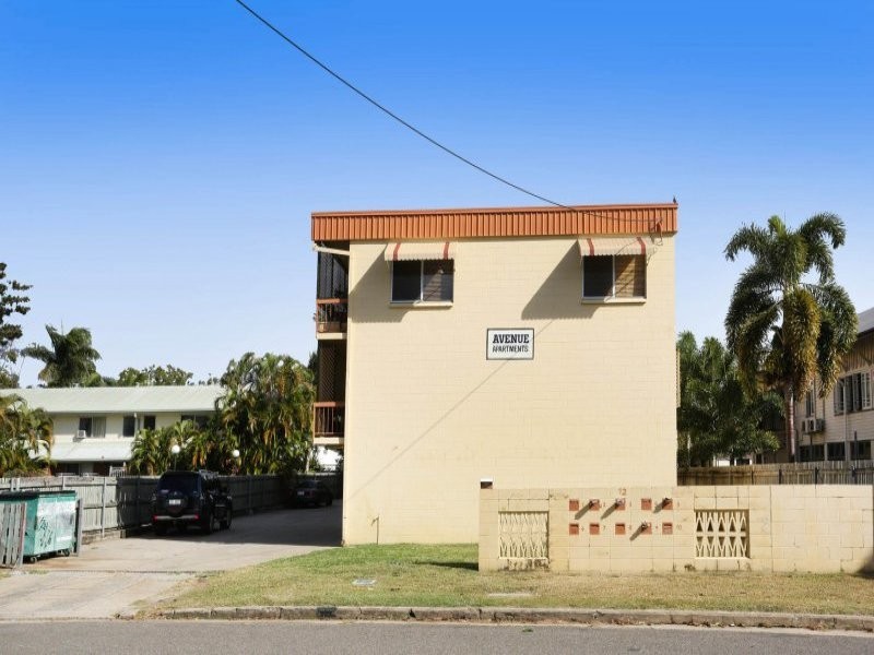 8/12 The Avenue, Hermit Park QLD 4812