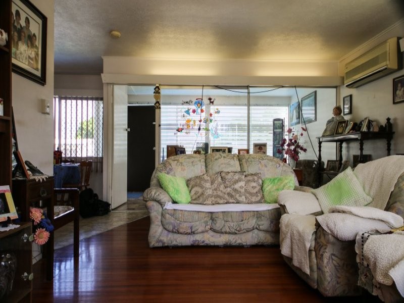 33 Brighton Street, Gulliver QLD 4812