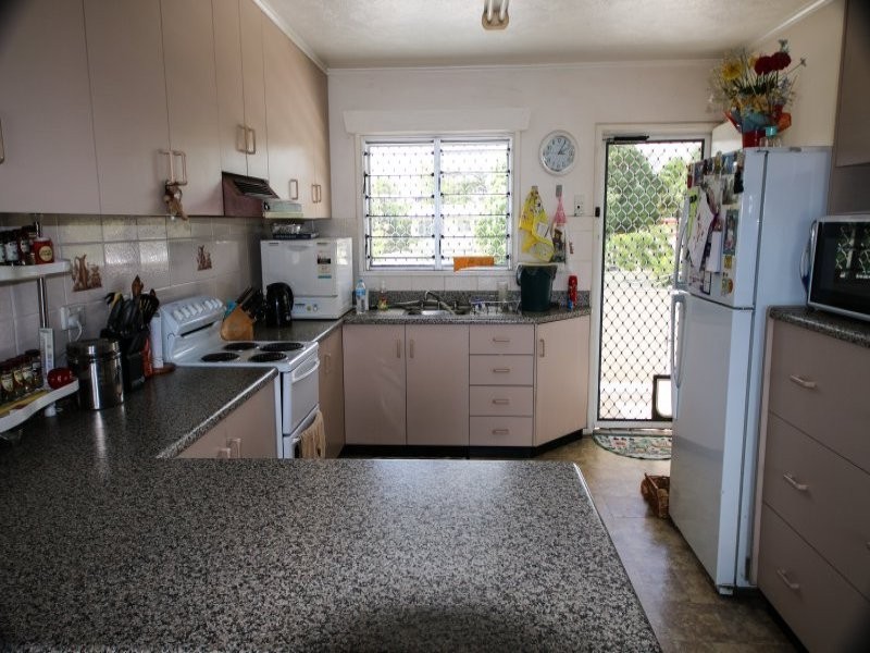 33 Brighton Street, Gulliver QLD 4812