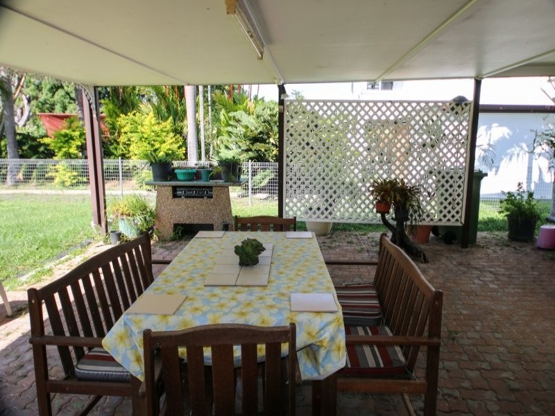 33 Brighton Street, Gulliver QLD 4812