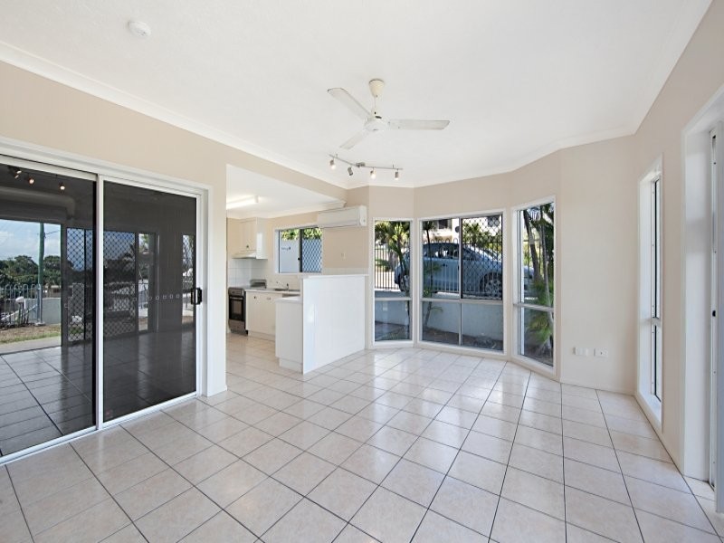 4/316 Stanley Street, North Ward QLD 4810