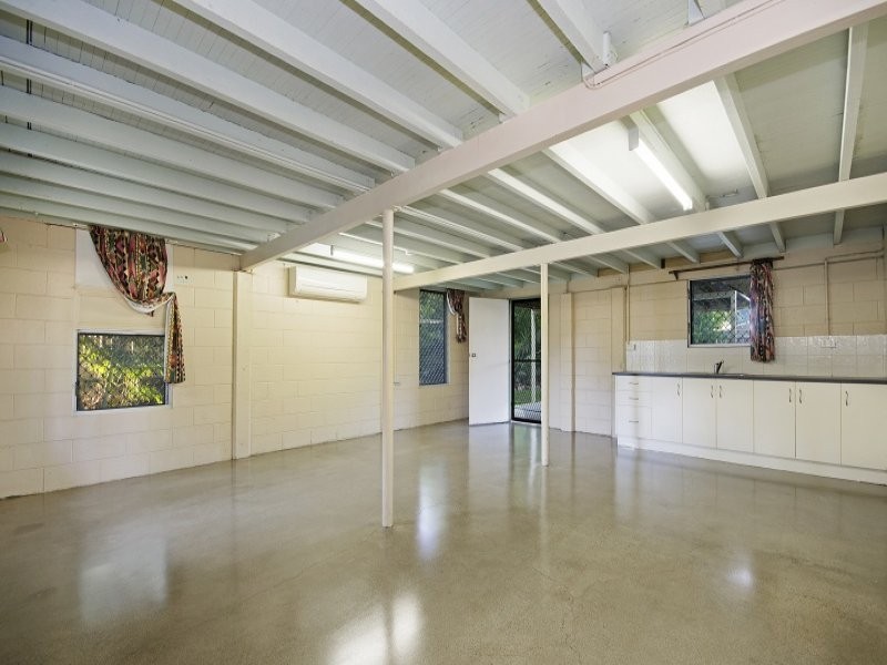 16 Jandera Street, Cranbrook QLD 4814