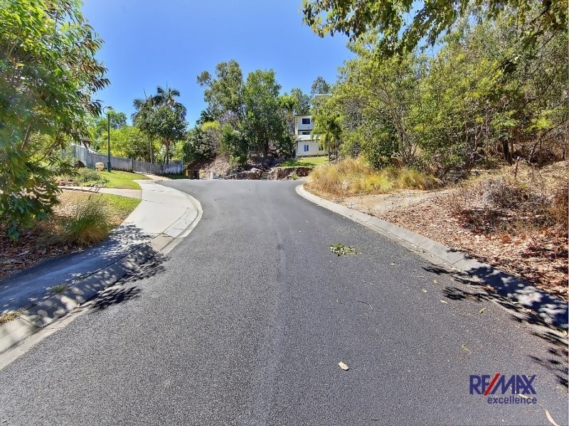 9 Woodlands, Castle Hill QLD 4810