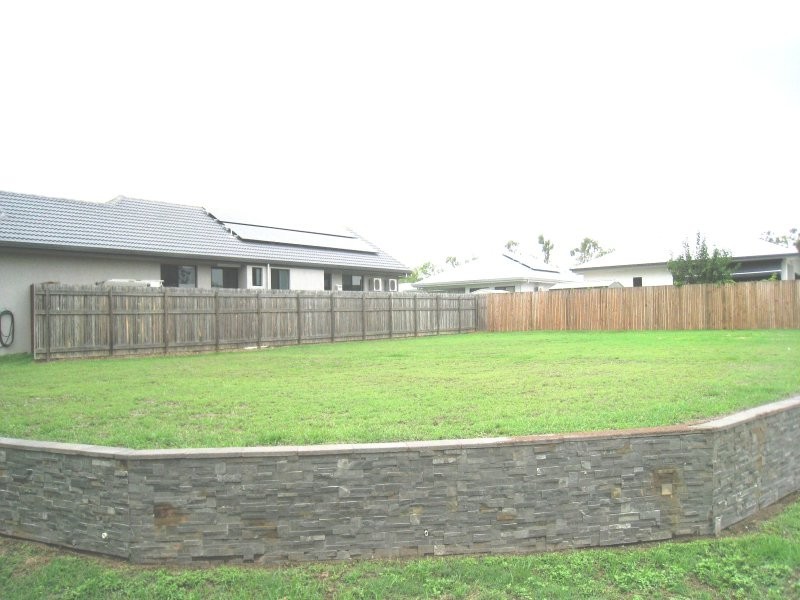 57 Bonnett Road, Mount Low QLD 4818