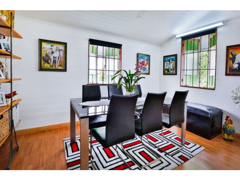 138 Perkins Street West, Railway Estate QLD 4810