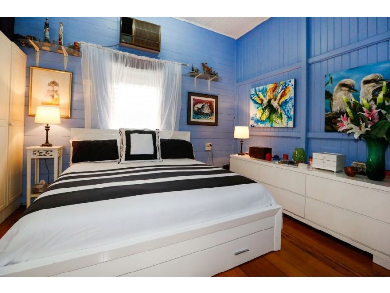 138 Perkins Street West, Railway Estate QLD 4810