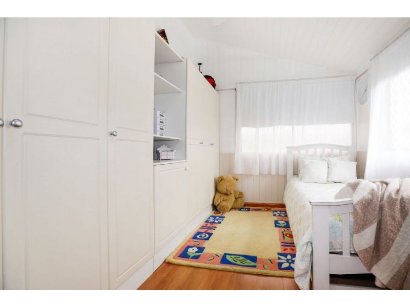 138 Perkins Street West, Railway Estate QLD 4810