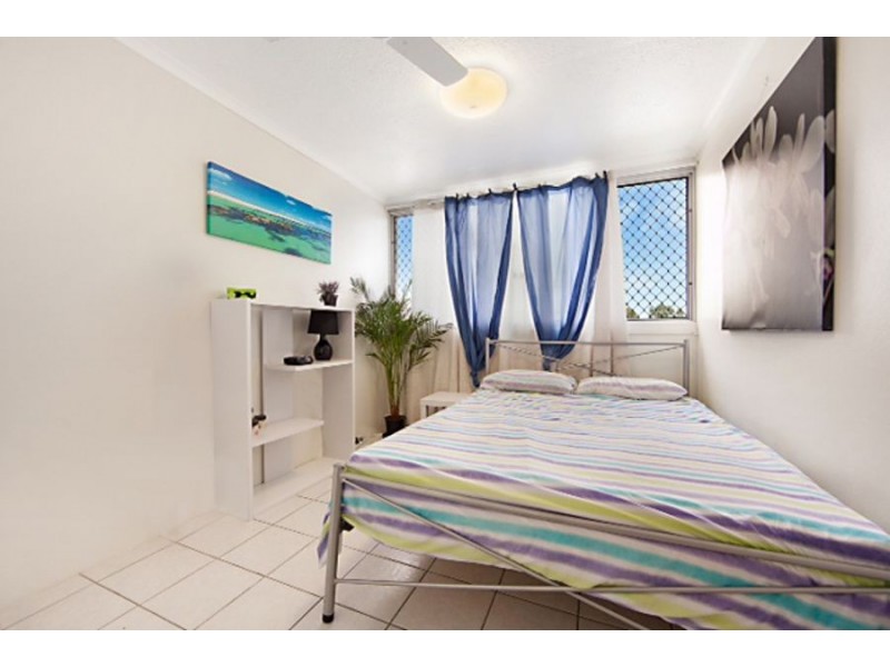 8/31 Surrey Street, Hyde Park QLD 4812