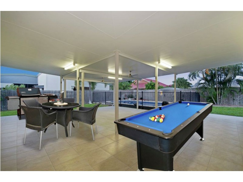 8/31 Surrey Street, Hyde Park QLD 4812