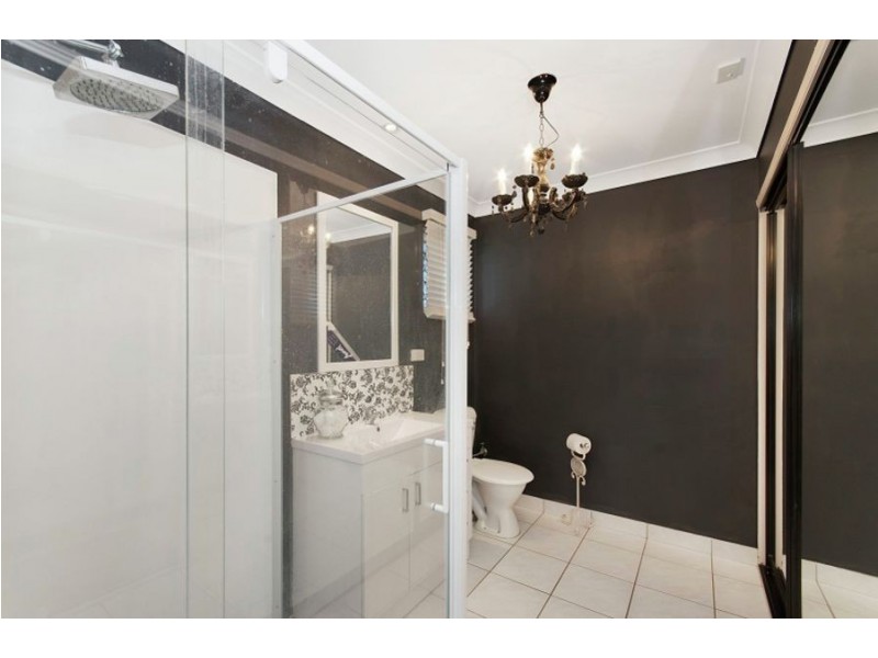 8 Baystone Court, Kelso QLD 4815