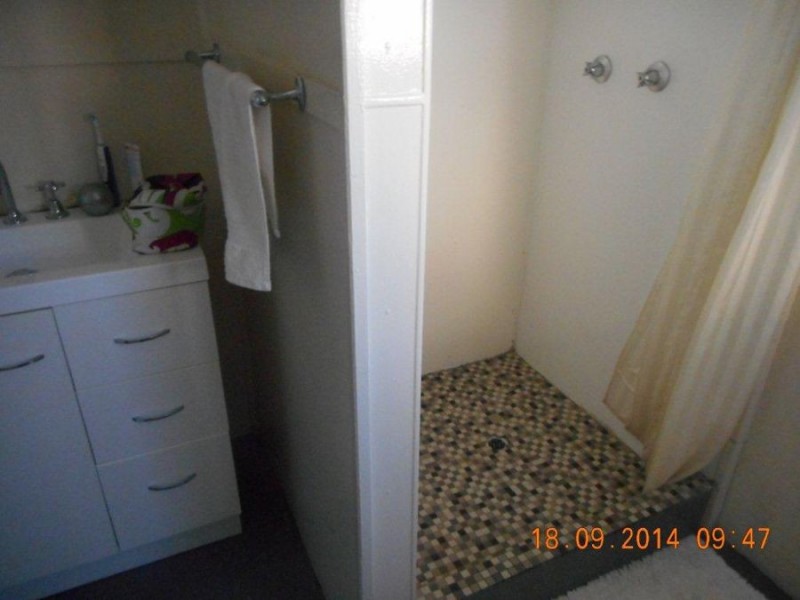 2/12 Humphrey St, West End QLD 4810
