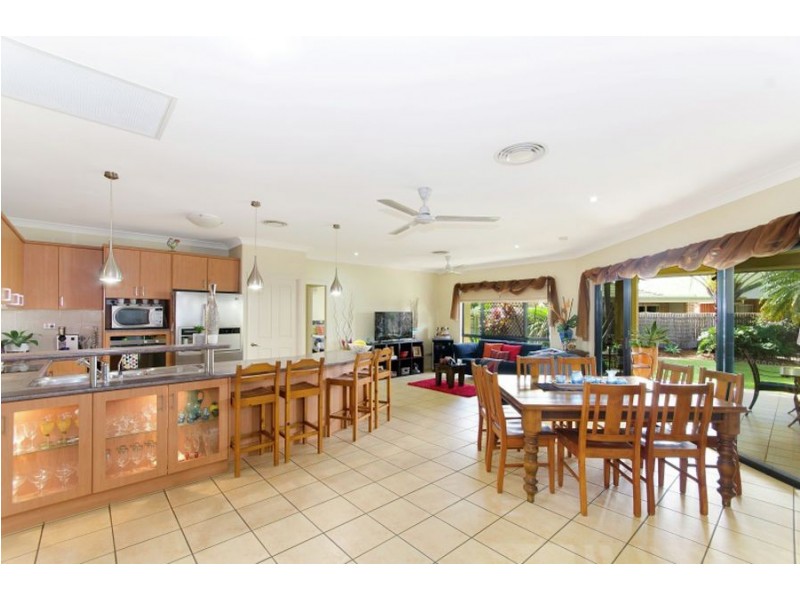 7 Sweetgum Place, Kirwan QLD 4817