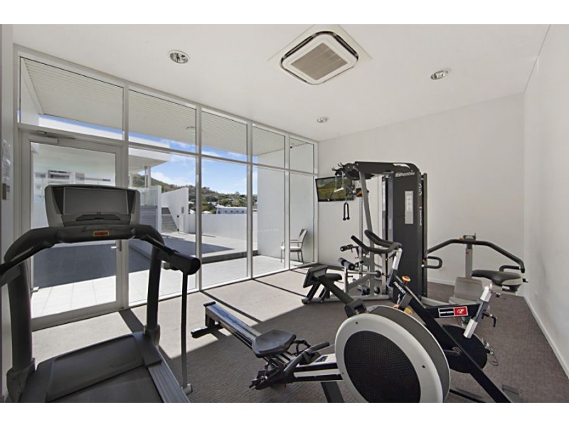 55/2 Kingsway Place, Townsville City QLD 4810