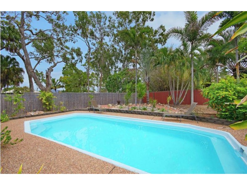 18 Bunya Street, Bushland Beach QLD 4818