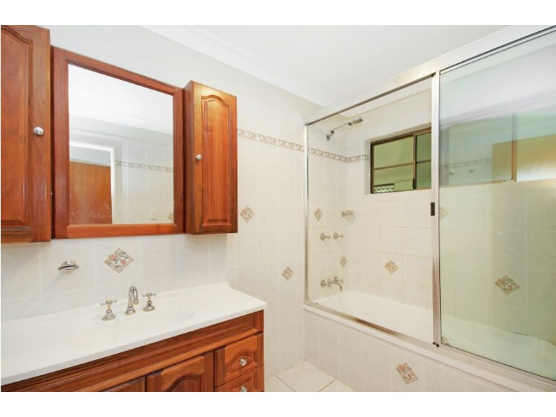 20 Lotus Court, Bushland Beach QLD 4818