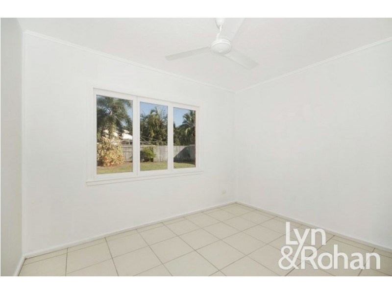 12 Kane Street, Mundingburra QLD 4812