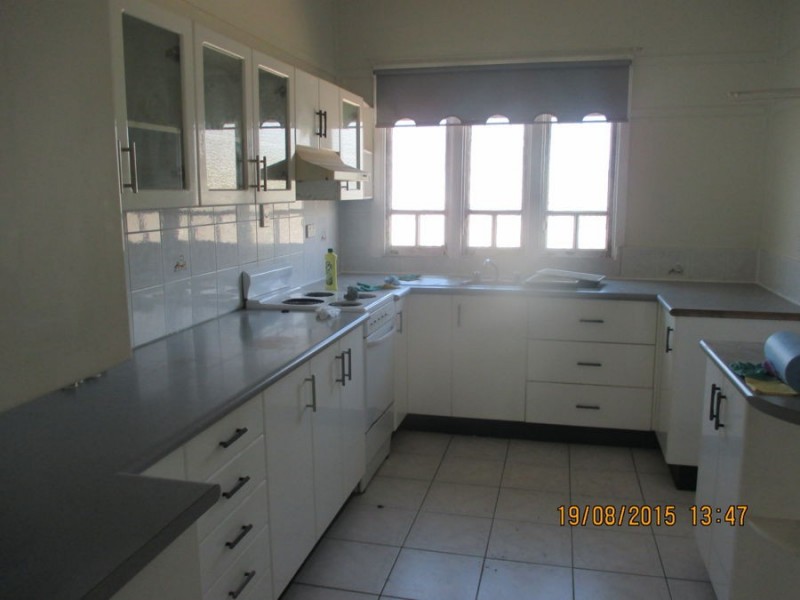 32 Urquhart Street, Currajong QLD 4812