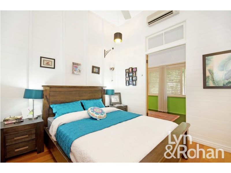 6 Garrick Street, West End QLD 4810