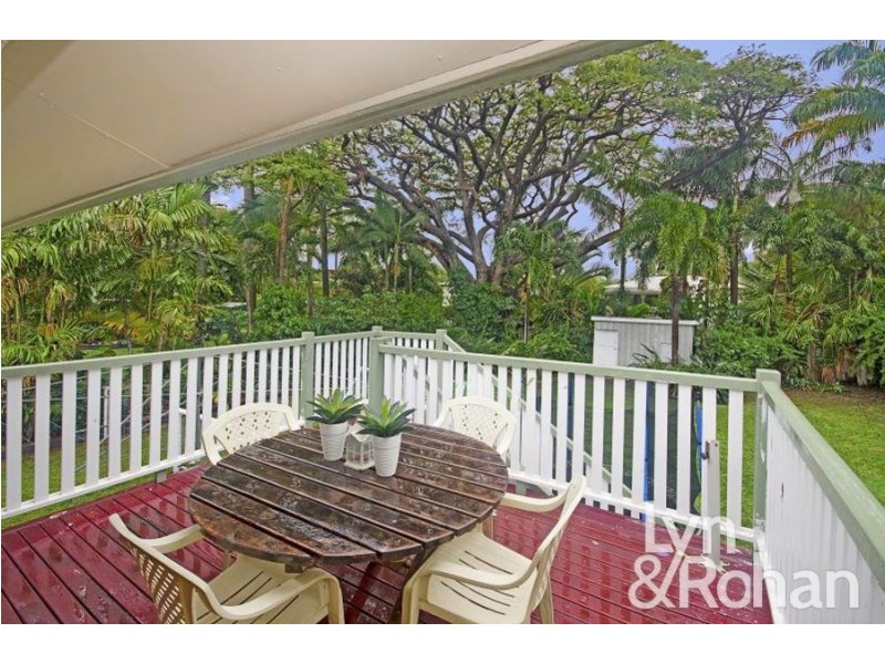 18 Fraire Street, Hermit Park QLD 4812