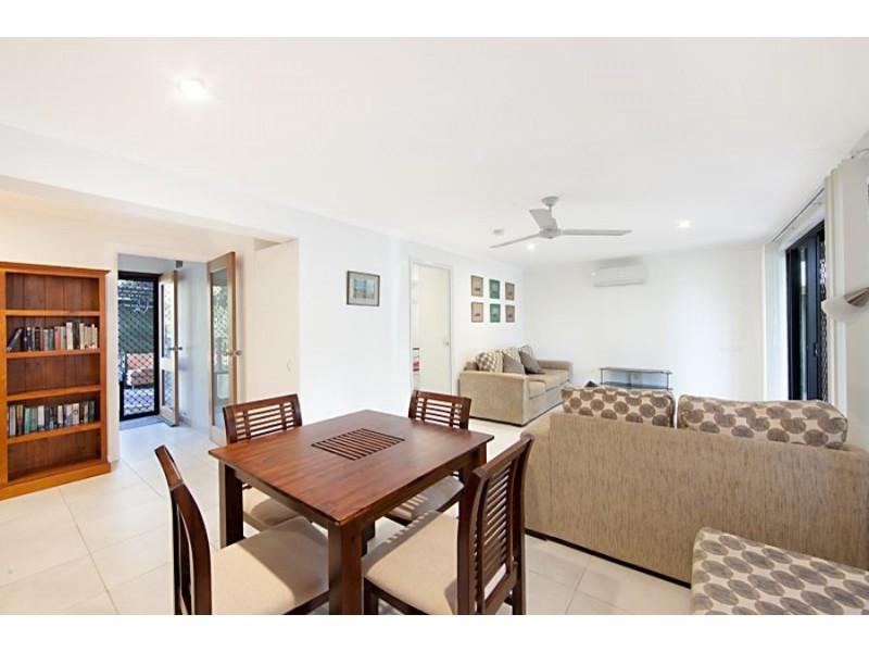 31 Peter Street, Kelso QLD 4815