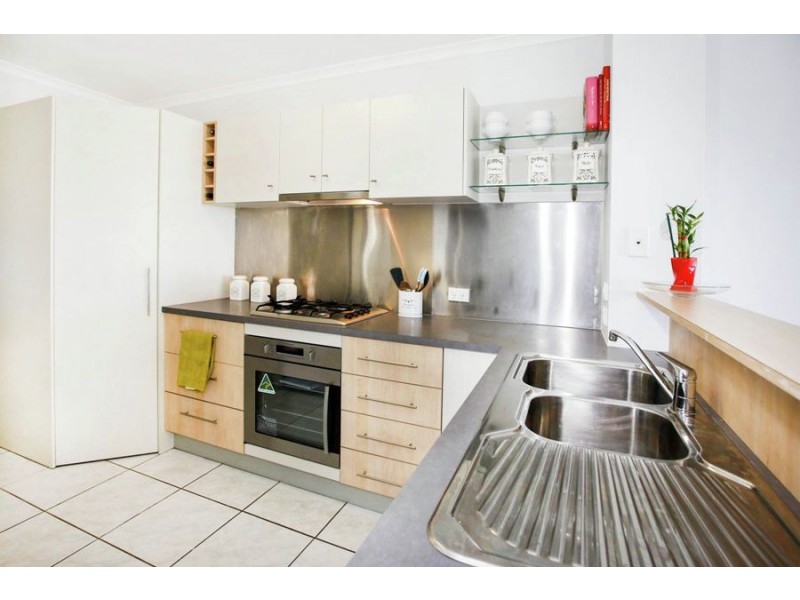 71/11 Stanley Street, Townsville City QLD 4810