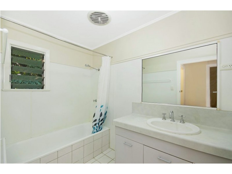 71 POINCIANA STREET, Cranbrook QLD 4814