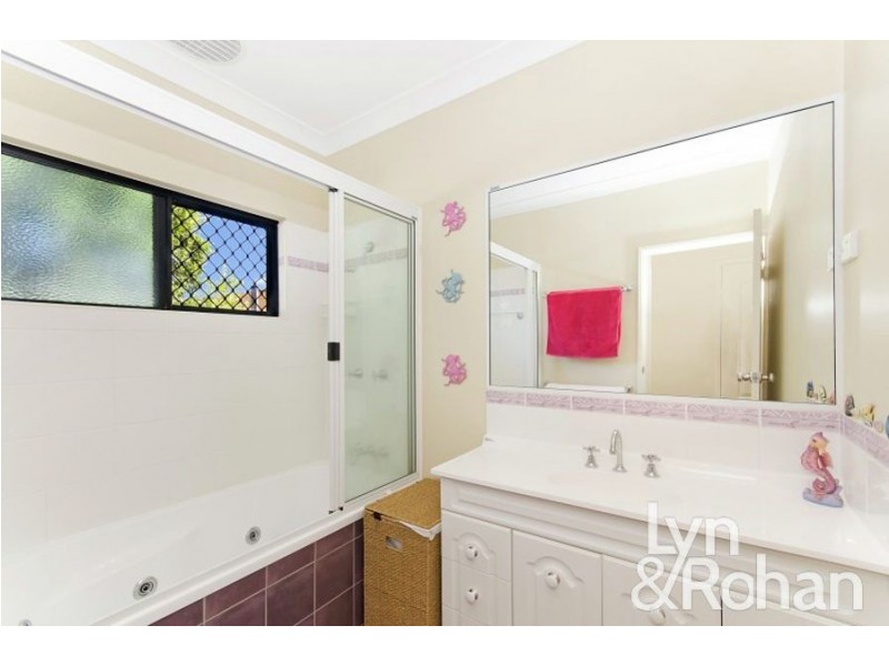 41 Bamboo Crescent, Mount Louisa QLD 4814