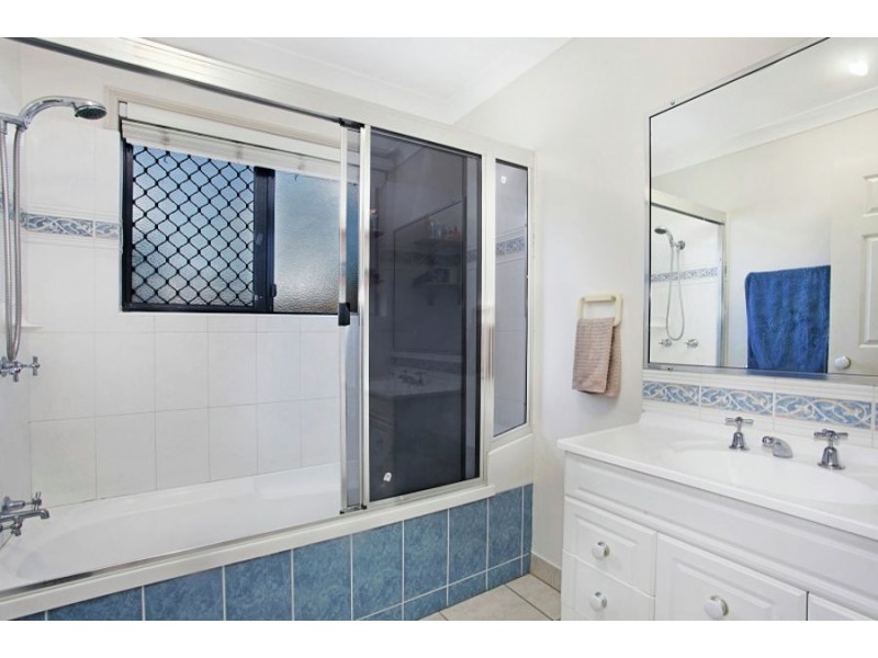 26 Bartels Close, Kirwan QLD 4817