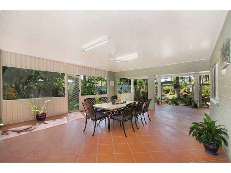 4 Linum Court, Bushland Beach QLD 4818