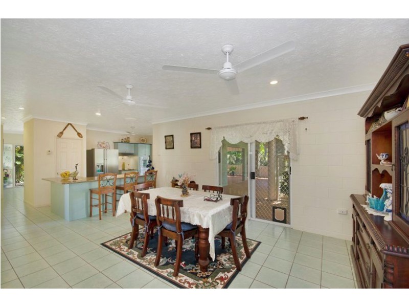 4 Linum Court, Bushland Beach QLD 4818