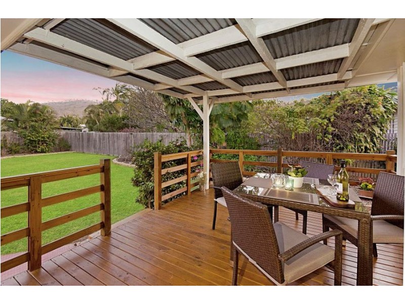 30 Royal Street, Wulguru QLD 4811