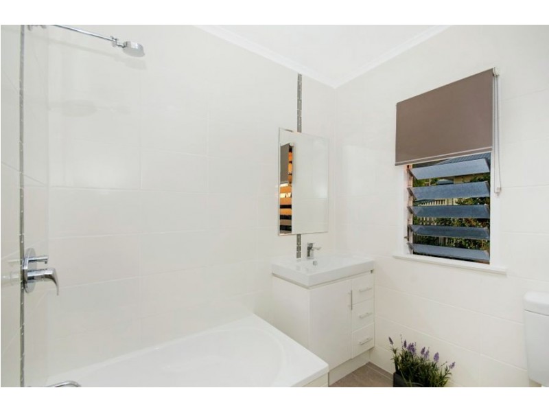 30 Royal Street, Wulguru QLD 4811