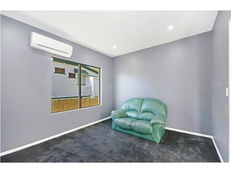 29 Hubert Street, South Townsville QLD 4810