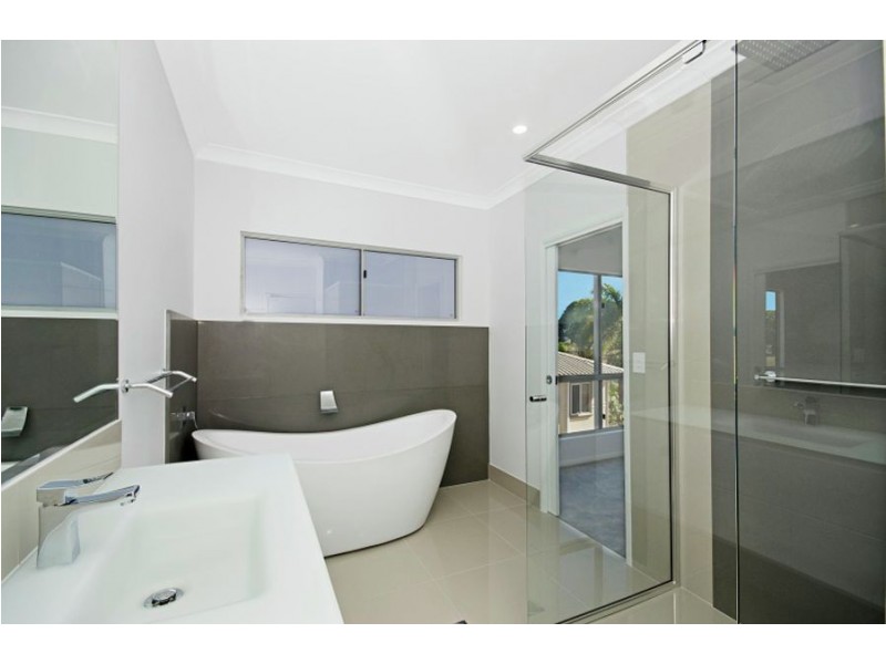 29 Hubert Street, South Townsville QLD 4810