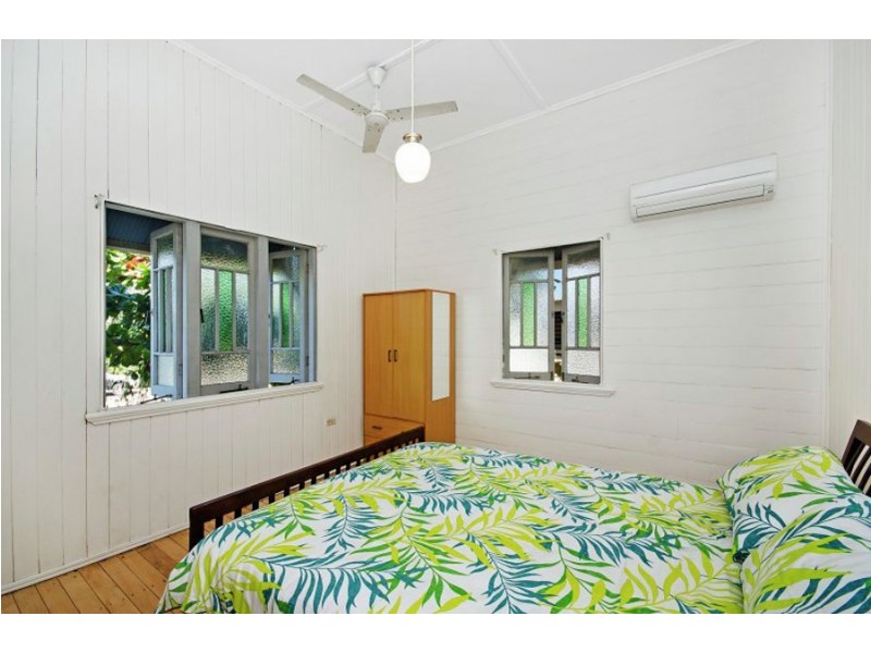 33 Seventh Street, Railway Estate QLD 4810