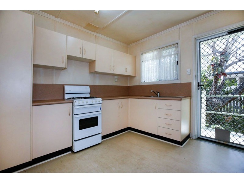 35 Clarke Street, Garbutt QLD 4814