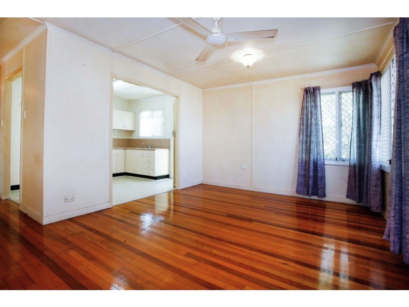 35 Clarke Street, Garbutt QLD 4814