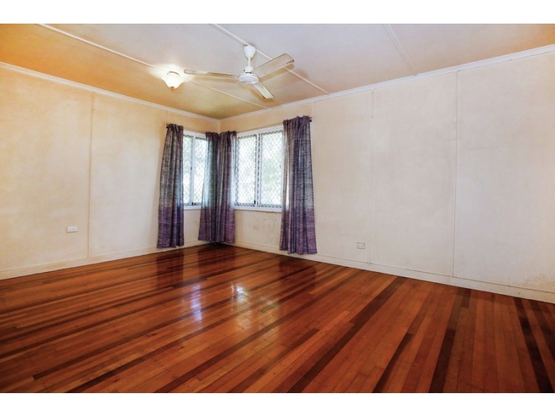 35 Clarke Street, Garbutt QLD 4814