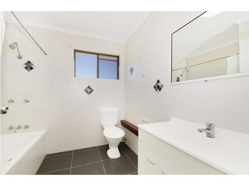 2/47 Warburton Street, North Ward QLD 4810